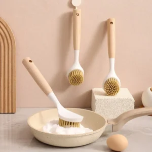 La brosse à vaisselle avec manche en bois